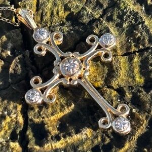 14K Gold Cross Pendant With Diamond Accents